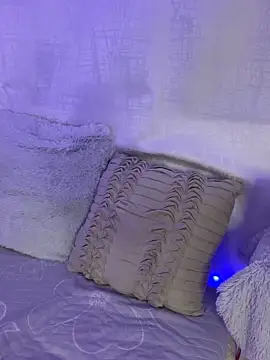 Snapshot of Aria_uwu chatting on October 11, 10:42 am Aria uwu online show from October 11, 10:42 am