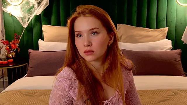 MichelleReid online show from October 29, 3:44 am