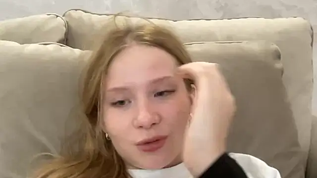 MichelleReid online show from September 16, 6:27 pm