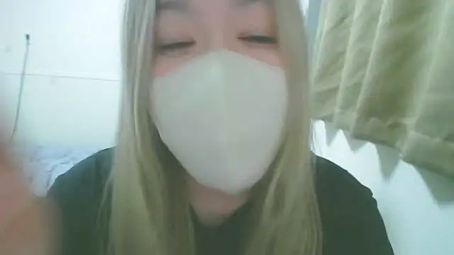 Remi official online show from February 20, 1:56 pm