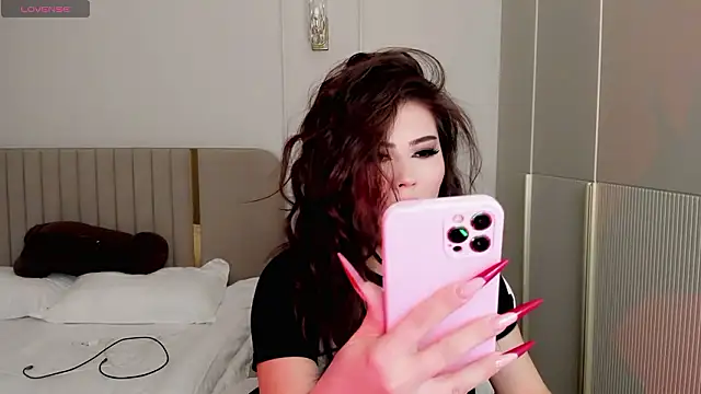 may mia online show from February 1, 2:21 am