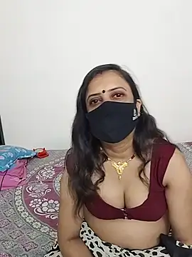 Hoty-cpl online show from May 23, 12:47 pm