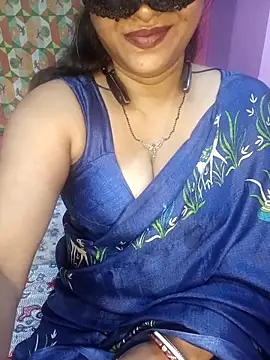 Sexy Mona Bhabhi online show from November 20, 2:34 am