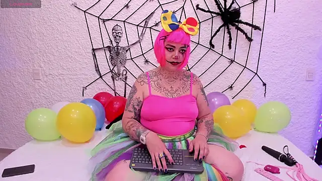 poisson ivy online show from October 24, 11:34 pm