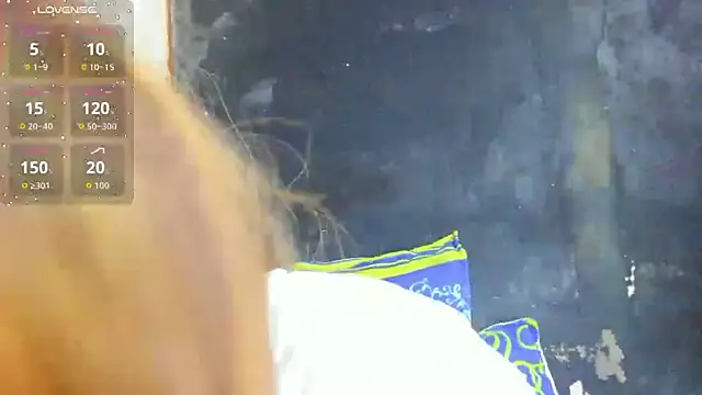 KamariaFyre online show from January 16, 2:40 am