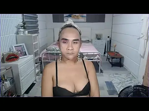 MS SexCum InternationalTS online show from November 5, 2:00 pm