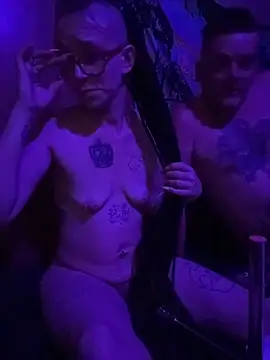 Stonermama666420 online show from June 7, 2:51 am
