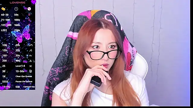 emily cline online show from October 27, 4:08 am