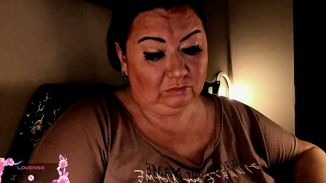 SexxyDreams1 online show from September 15, 6:11 am