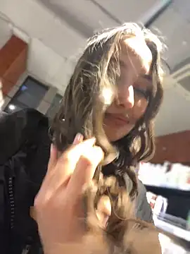 VelvetVixenI online show from March 8, 4:11 pm