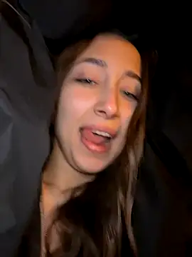 VelvetVixenI online show from December 21, 8:13 pm