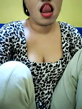 Haniya-143 online show from September 13, 10:34 am