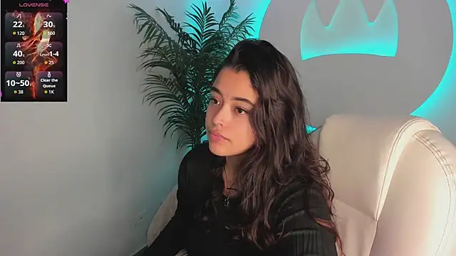 Ariana Pierce online show from October 18, 12:52 pm