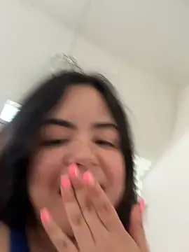 littlemissbabycakes online show from April 1, 11:57 pm