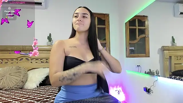 oriana rodriguez online show from May 30, 3:04 am