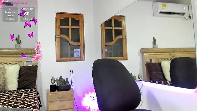 oriana rodriguez online show from March 25, 3:23 am