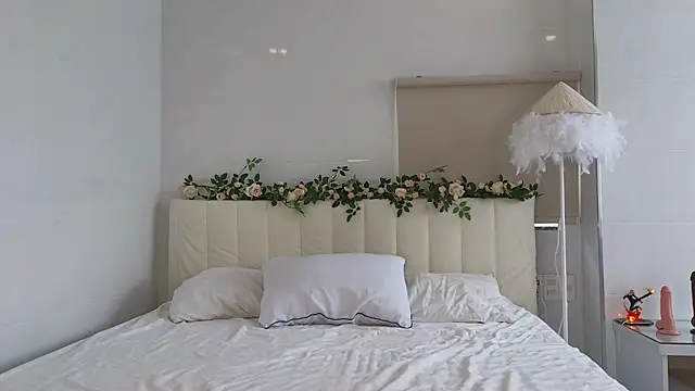 Akina starr online show from September 19, 4:33 am