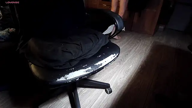 Julia dolls online show from March 25, 6:44 pm