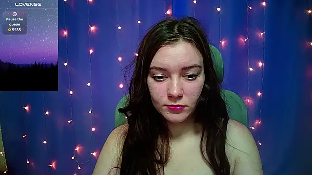 Lana  Cute  online show from December 19, 11:46 am