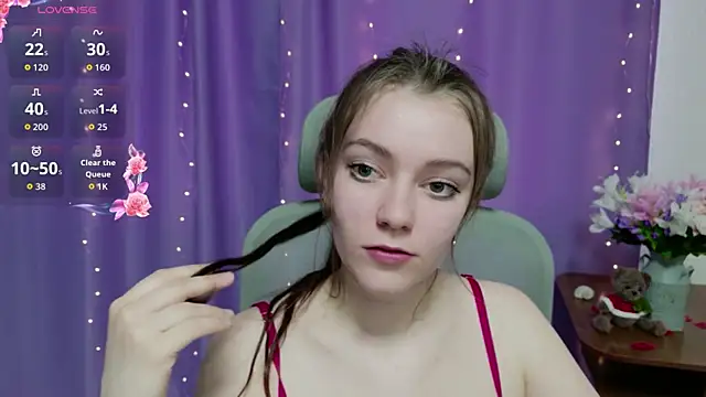 Lana  Cute  online show from April 13, 2:29 pm