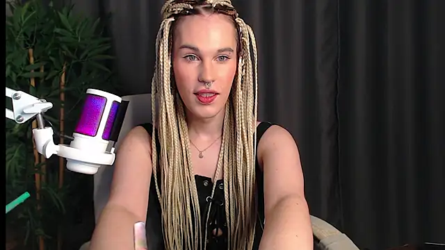 Cassie Bae online show from November 26, 6:53 pm