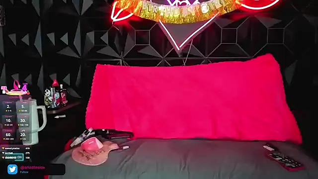anastasiaxxx72 online show from July 31, 3:24 pm