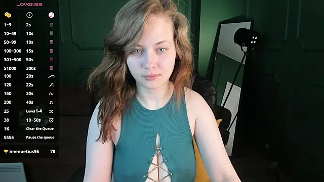 DarkErica online show from March 31, 1:33 pm