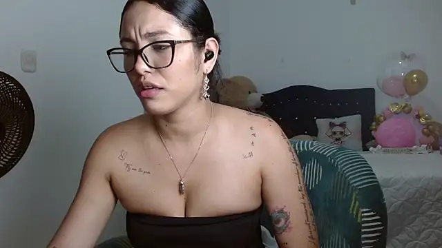 Sexy Lia  online show from February 10, 2:03 am