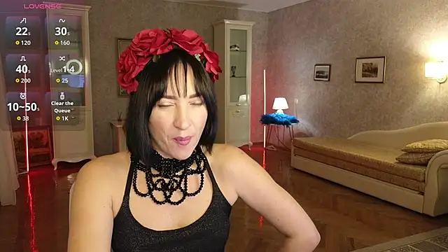 AnneHaddaway online show from November 5, 7:08 pm