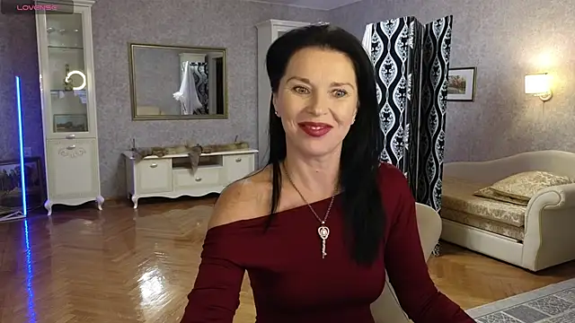 LinaJoy online show from September 21, 8:40 pm