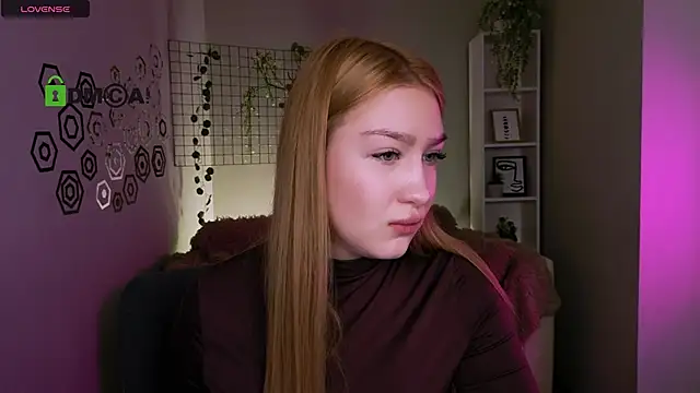 playful sophie online show from February 2, 8:52 pm