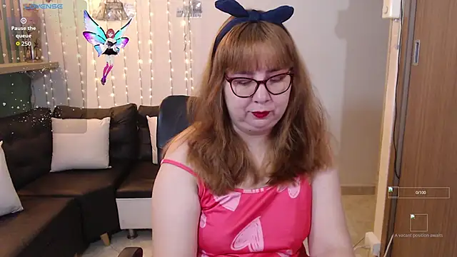 chloe prg online show from November 24, 1:35 pm