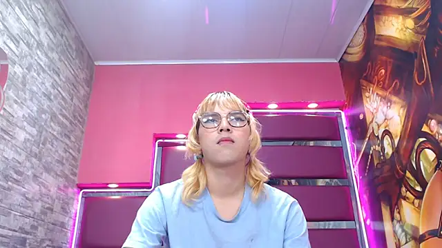 perfectlump online show from October 4, 5:28 pm