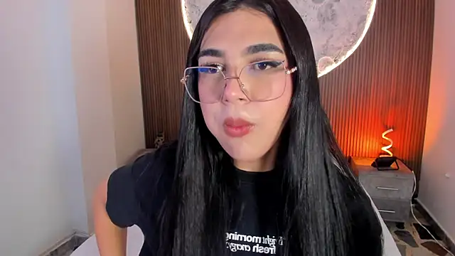 RoseCassie online show from February 22, 2:29 pm