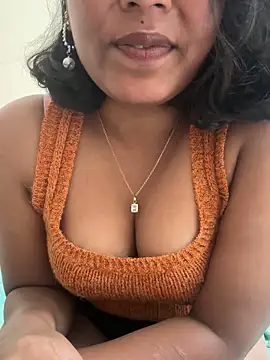 priyadevi17 online show from September 26, 8:56 am