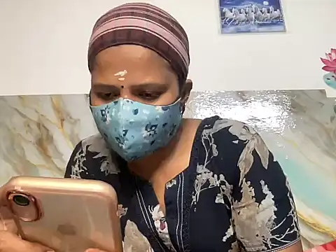 Snapshot of Tamil_Sanjana_ chatting on September 13, 1:30 pm Tamil Sanjana  online show from September 13, 1:30 pm