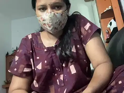 Snapshot of Tamil_Sanjana_ chatting on October 9, 12:59 am Tamil Sanjana  online show from October 9, 12:59 am
