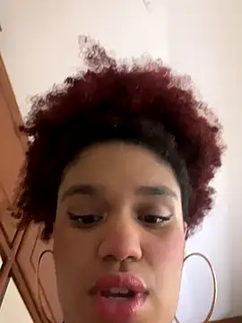 loladupont online show from December 19, 3:21 am