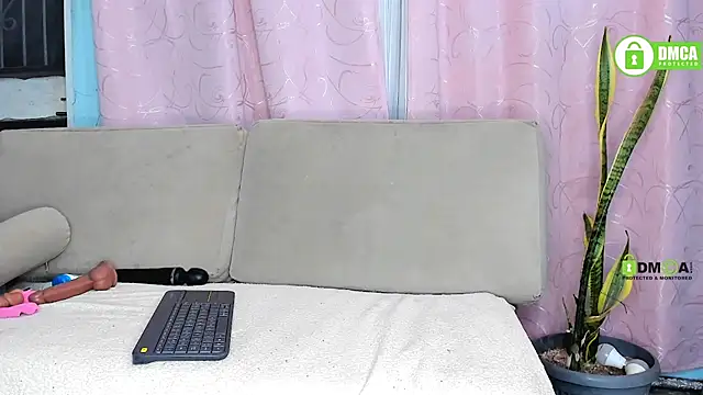 milktitsdua online show from December 5, 9:32 am