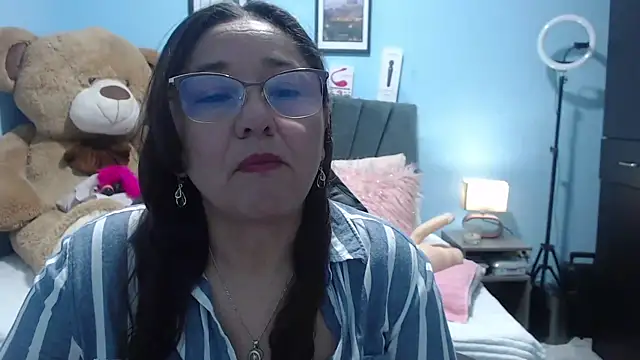AngelRouss online show from October 28, 2:28 am