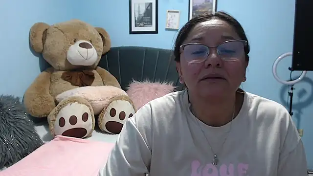 AngelRouss online show from April 8, 3:19 am