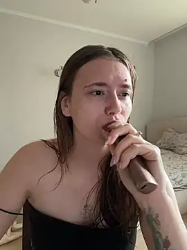Sabrina shells online show from August 6, 9:38 am