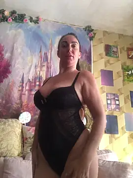 BELLAMORGANE1 online show from November 21, 11:01 am