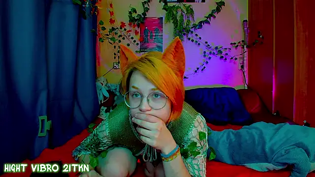 TrickyKitsune online show from September 14, 11:30 am