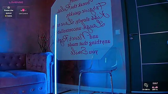 evanew  online show from September 18, 6:06 pm