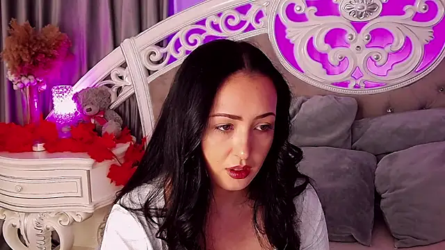 KimKhallifa online show from October 16, 5:32 am