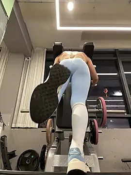 Caicai-a online show from March 7, 5:20 pm