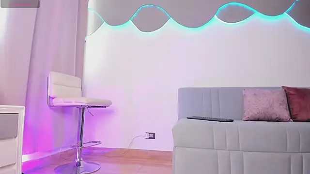 newbarbiedolly online show from November 14, 4:07 pm