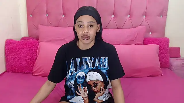 naughtiest baddy online show from October 4, 11:31 pm