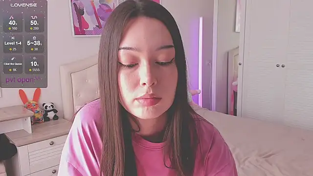 kittenrisha online show from March 13, 6:36 am